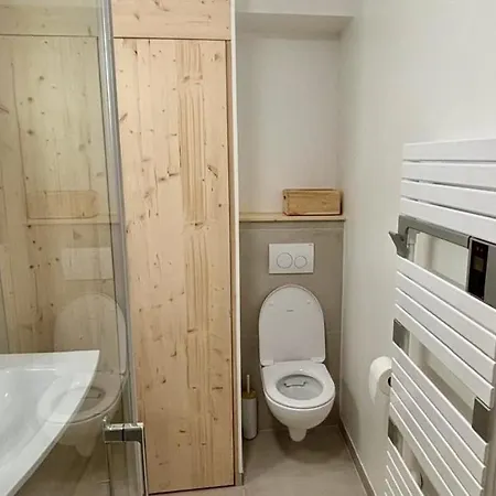 T2 - Vue - 100 M Du Hilton - Garage Prive - 4 Etoiles *